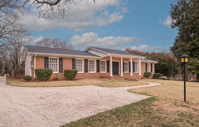 Peaceful Ranch Home - 4BR/3BA