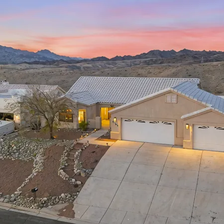 House + Casita | Heated Spa & Pool | Mini-Golf
