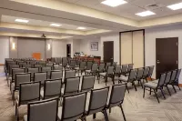 Hyatt Place Reno Tahoe Airport - Airport Shuttle