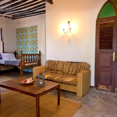 Cardamon Quadruple Family Suite Seaview with fans