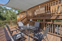 Pool, Boat Ramp, Games, Pass Christian Waterfront Sleeps 18 Guests 6 Bedrooms - Wifi