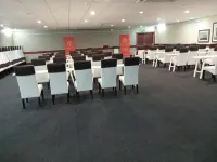 Wilderness Beach Hotel - 3-Star