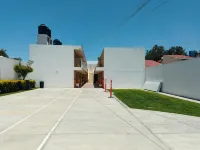 Posada del Ángel - parking