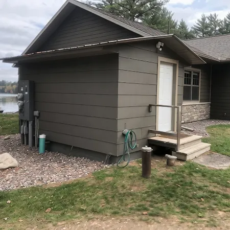 Otter Place: Lakefront Cabin, Generator, Wi-Fi, Free Firewood, No Cleaning Fee!