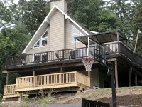 Seneca Lake Spacious 5-Bedroom Chalet. Last Minute Rental Discounts Available - 4-Star