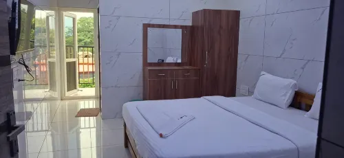 Vruksha Stay Inn - 2-Star
