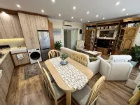 Petőfi Downtown Apartment – Stylish Comfort in Kecskemét's Heart - 4 stelle