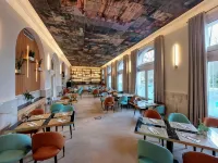 Brit Hotel Privilège le Royal - Centre Gare - 3-Star