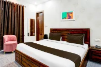 Hotel Aastha Shree Dham - Balkoner