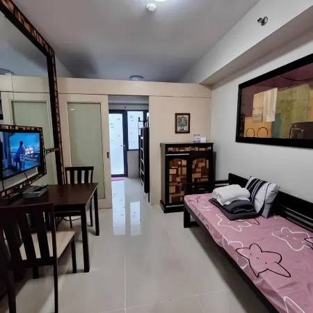 Sea Residences Moa-Eric Apartments