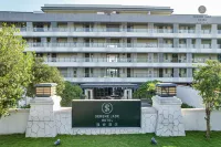 Serene  Jade  Hotel