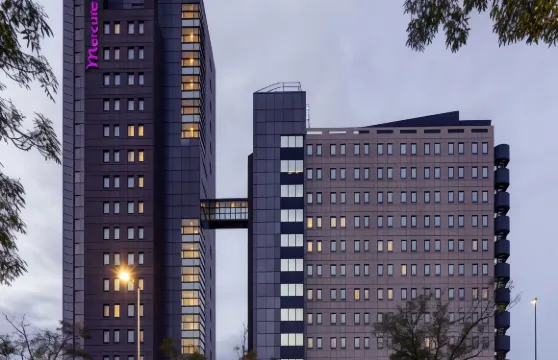 阿姆斯特丹市美居酒店