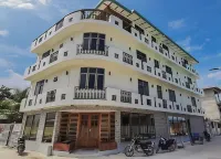 Maaniya Residence Hotels in Nalaguraidhoo