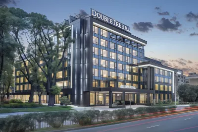 DoubleTree by Hilton Plovdiv Center Hotels near Plovdiv Regional History Museum