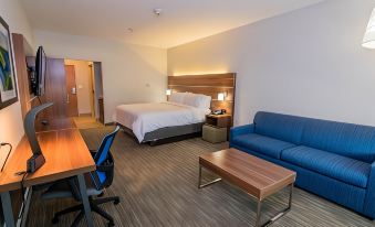 Holiday Inn Express & Suites Houston North I-45 Spring