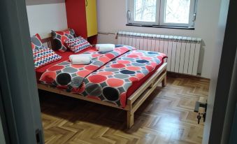 Lovely 2-Bed Apartment in Novi Sad