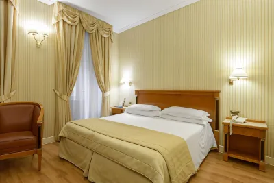 Gambrinus Hotel Hoteles cerca de Puerta Pía