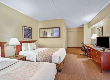 La Quinta Inn & Suites by Wyndham New Haven