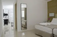 Boutique Hotel H10 White Suites - Adults Only Hotel di El Golfo