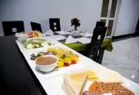 Everyday Check Inn Limited Hotel a 