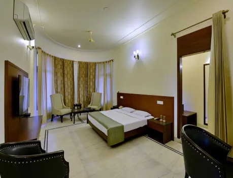 Patiala Retreat Hotels near Thapar University