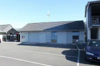 Big Five Motel