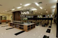 The Sun Hotel Madiun Hotels in Kartoharjo