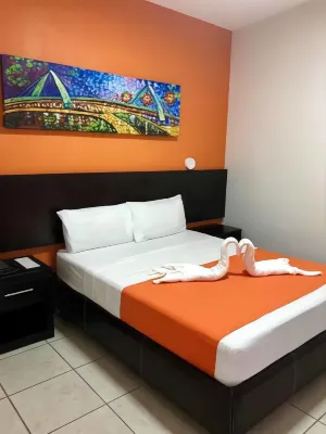 Hotel Belisario Inn Hotels near San Pablo Apostol Parish