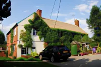 The Great Western Arms Hotels in Deddington