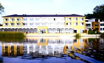 CountryLine Seehotel Berlin - Rangsdorf