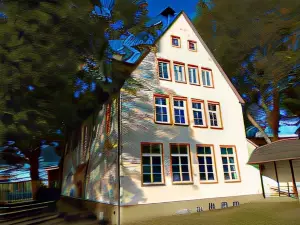 Alte Schule Gästehaus - Fräulein Apartment