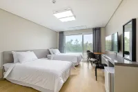 Swimeong Nolmeong Guesthouse