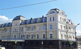 Azalia on Narimanova
