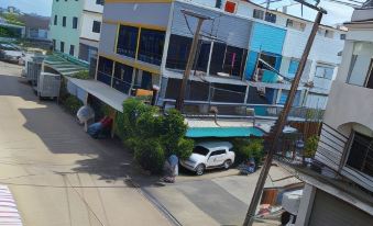 SenDee Hostel