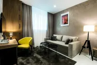 The Location Hotel Hotellit kohteessa 