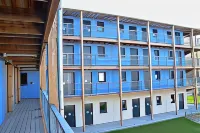Eklo Hotels Le Havre Hôtels à proximité de : Auchan Hypermarché Montivilliers