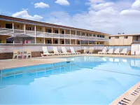 Mariner Inn and Suites - Pools