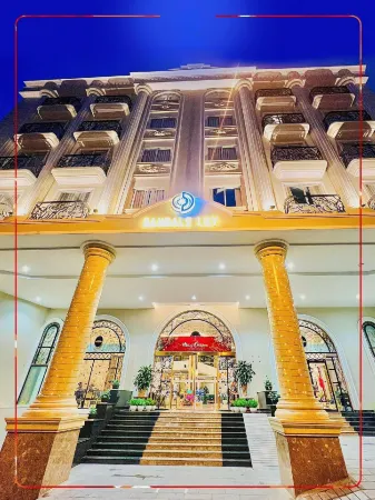 SANDALS LILY HOTEL Отели в г. Далат