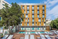 Pestana Casino Studios Отели в г. 