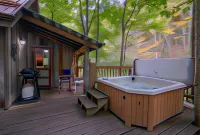 Moore House Inn & Cabins - 2-Sterne