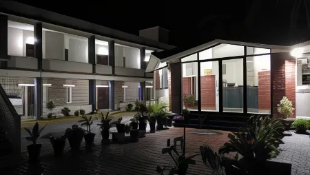 Hotel Jebasakthy Отели в г. Каньякумари