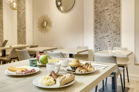 Hotel Courseine Отели рядом с достопримечательностью «Парк Бекон»