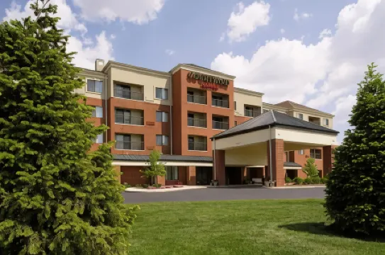 Courtyard Akron Stow