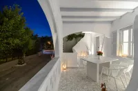 Naxos Evilion Luxury Apartments & Suites - Beach