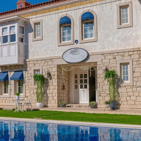 Salbakos Herakleia Boutique Hotel