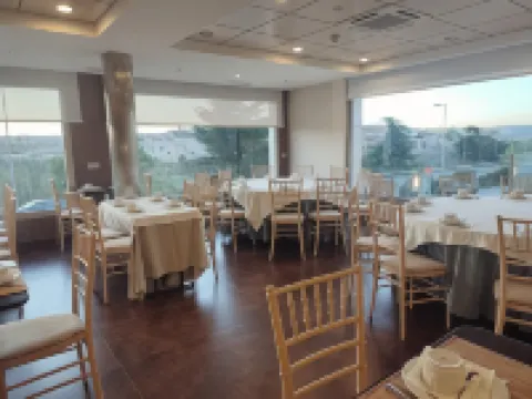 Hotel Sercotel Cuatro Postes Hotels in Avila