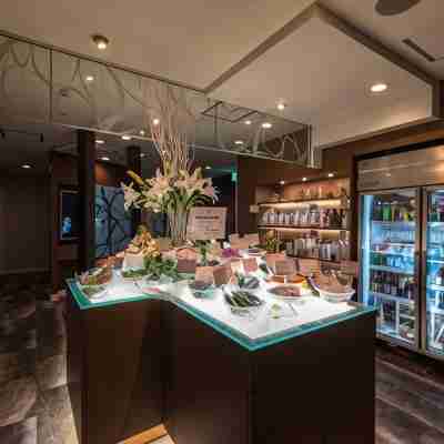 レステイ小野路 Dining/Meeting Rooms