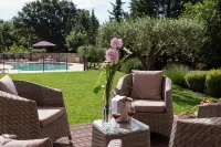 Hotel Restaurant le Clos de Pradines Hotel a Arpaillargues-et-Aureillac
