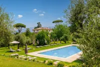 Hotel Villa San Michele - Rooftop Pools