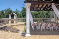 Fabulous Villa in Coral Bay Near Beach, Amenities